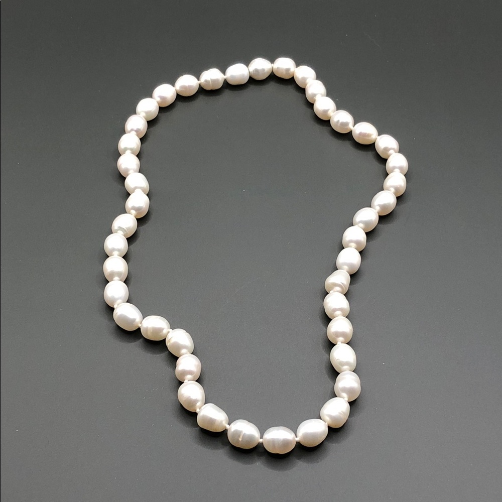 Genuine cultured ring pearls beaded collar necklace hidden clasp single strand .